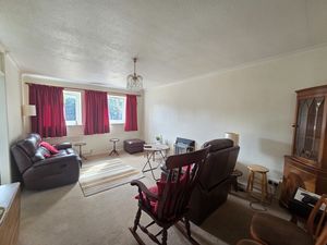 Lounge/diner- click for photo gallery
